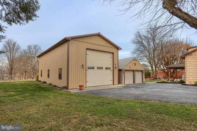 2103 THOMPSON AVE, Jonestown, PA 17038