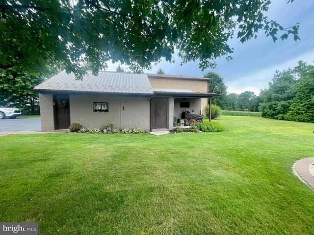 2103 THOMPSON AVE, Jonestown, PA 17038