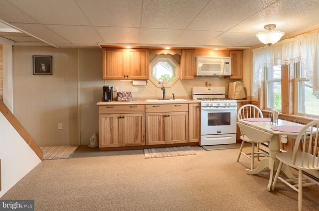 2103 THOMPSON AVE, Jonestown, PA 17038