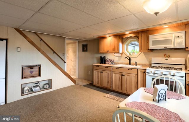 2103 THOMPSON AVE, Jonestown, PA 17038