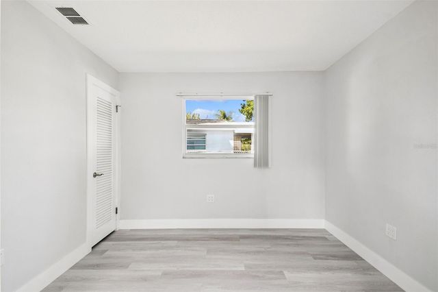 4911 FLORAMAR TERRACE, New Port Richey, FL 34652