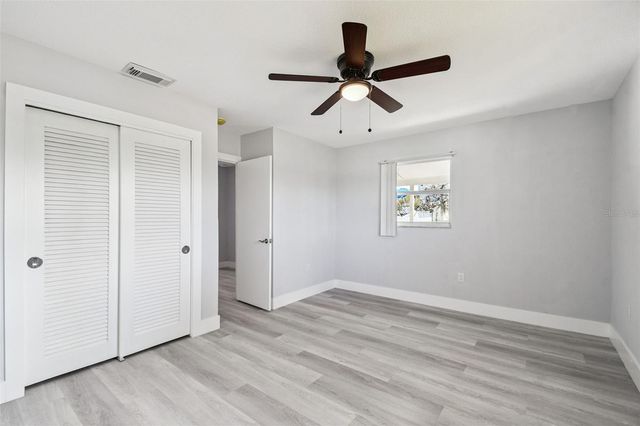 4911 FLORAMAR TERRACE, New Port Richey, FL 34652