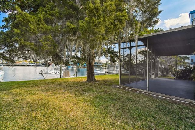 4911 FLORAMAR TERRACE, New Port Richey, FL 34652