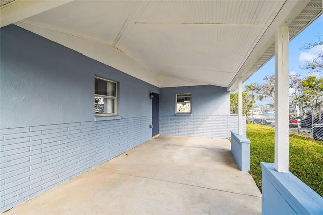 4911 FLORAMAR TERRACE, New Port Richey, FL 34652