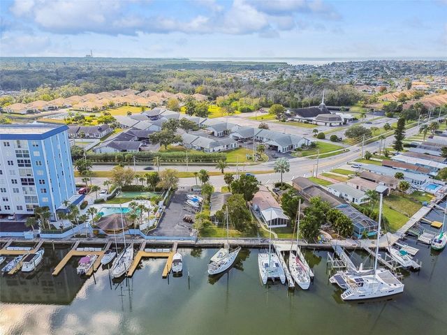 4911 FLORAMAR TERRACE, New Port Richey, FL 34652