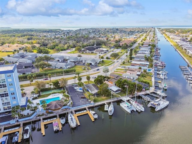 4911 FLORAMAR TERRACE, New Port Richey, FL 34652