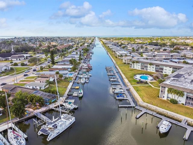 4911 FLORAMAR TERRACE, New Port Richey, FL 34652