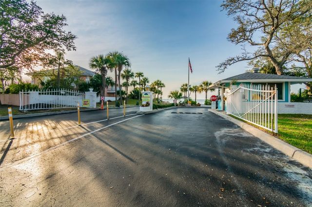 4911 FLORAMAR TERRACE, New Port Richey, FL 34652