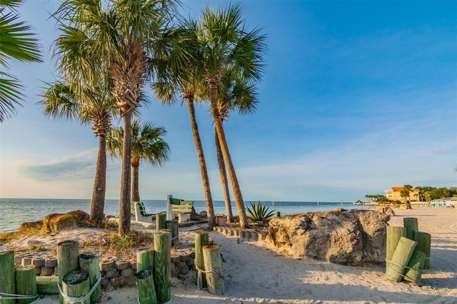 4911 FLORAMAR TERRACE, New Port Richey, FL 34652