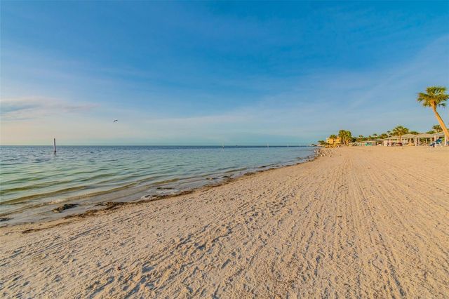 4911 FLORAMAR TERRACE, New Port Richey, FL 34652