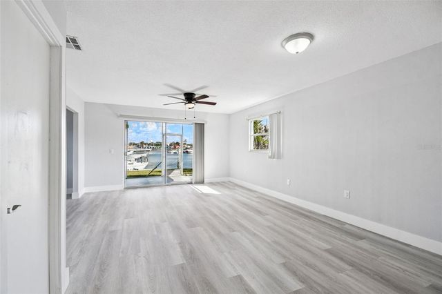 4911 FLORAMAR TERRACE, New Port Richey, FL 34652