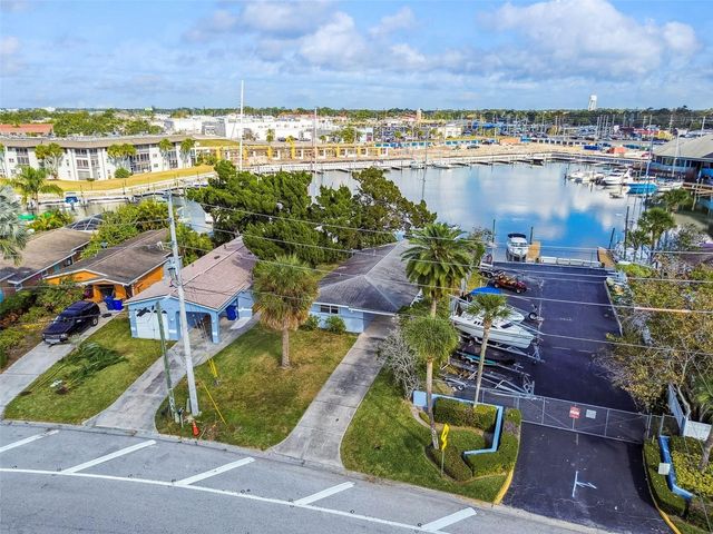 4911 FLORAMAR TERRACE, New Port Richey, FL 34652