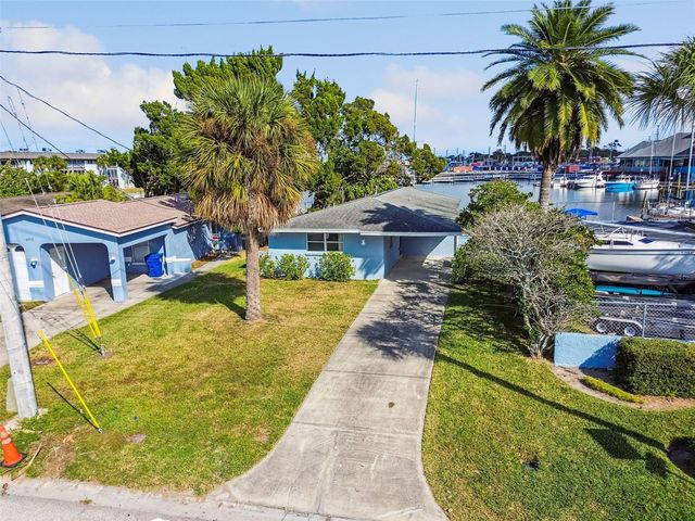 4911 FLORAMAR TERRACE, New Port Richey, FL 34652