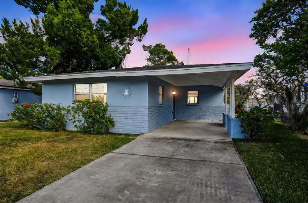 4911 FLORAMAR TERRACE, New Port Richey, FL 34652