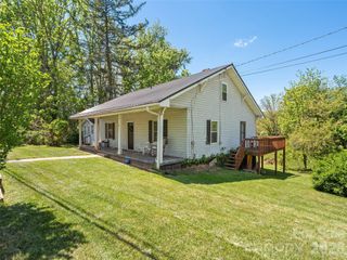 1121 N Canton Road, Canton, NC 28716