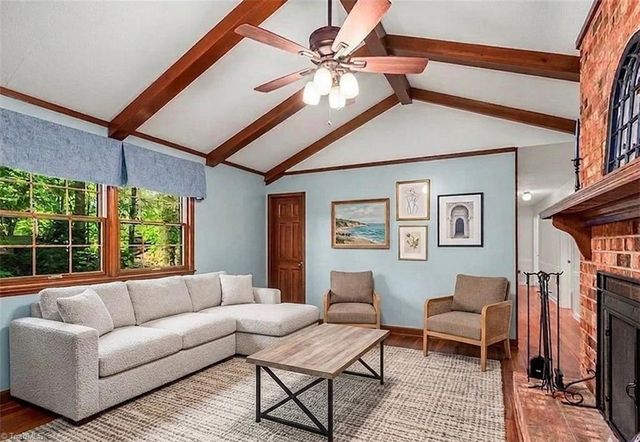 108 Spillsbury Court, Clemmons, NC 27012