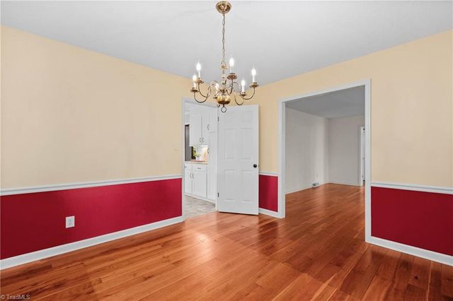 108 Spillsbury Court, Clemmons, NC 27012