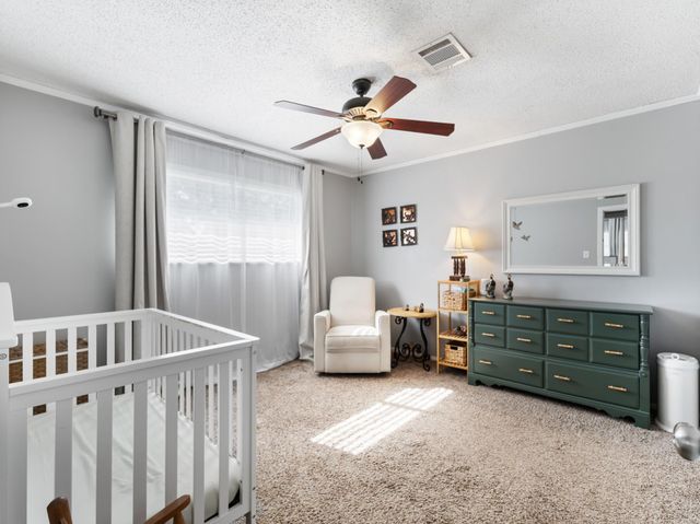 90 Live Oak, Van Vleck, TX 77482
