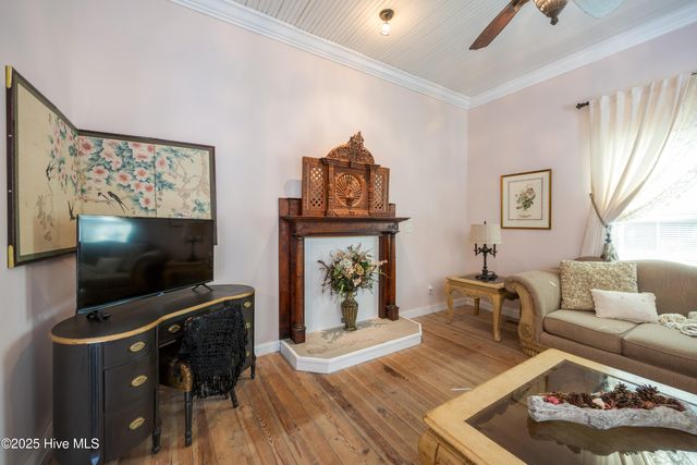 1560 Register Sutton Road, Rose Hill, NC 28458