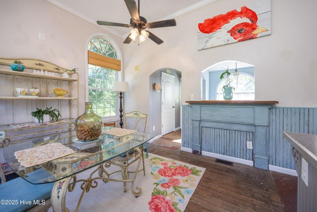 1560 Register Sutton Road, Rose Hill, NC 28458