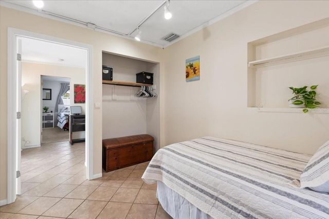 7816 3RD AVENUE W, Bradenton, FL 34209