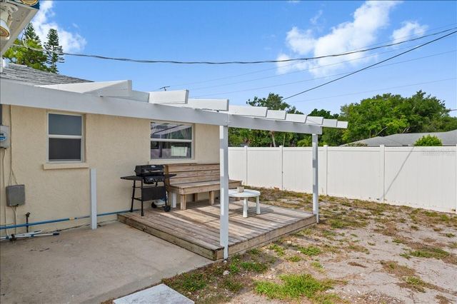 7816 3RD AVENUE W, Bradenton, FL 34209