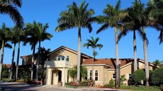 902 Villa Circle, Boynton Beach, FL 33435