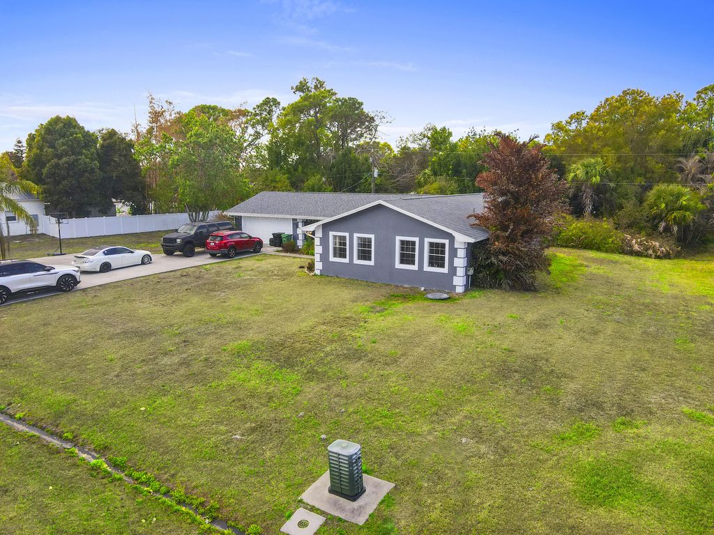 2118 SE Morningside Boulevard, Port St. Lucie, Port St Lucie, FL 34952