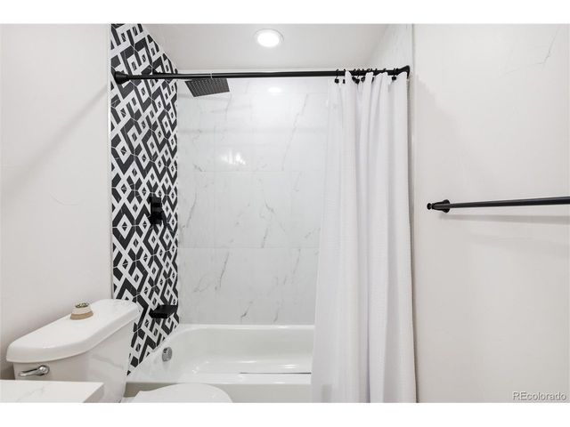 6135 W Jefferson Ave, Denver, CO 80235