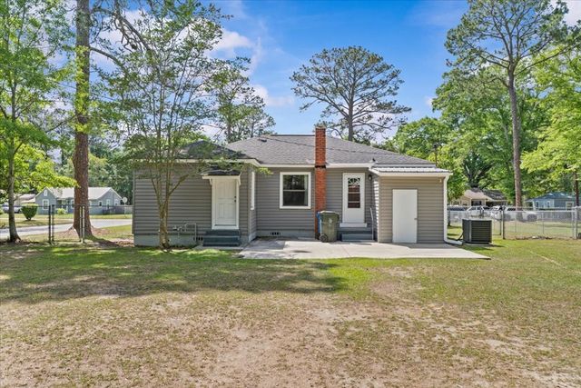 700 N Herring Street, Dothan, AL 36303