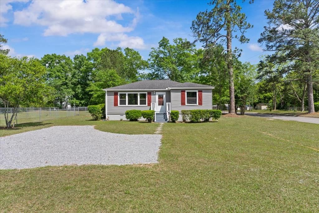 700 N Herring Street, Dothan, AL 36303