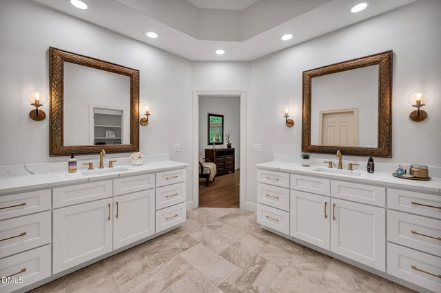 39523 Glenn Glade, Chapel Hill, NC 27517