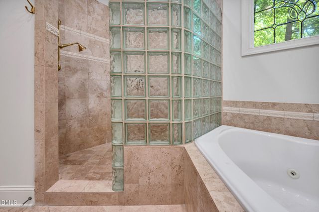 39523 Glenn Glade, Chapel Hill, NC 27517