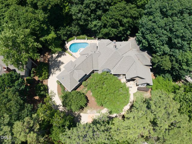 39523 Glenn Glade, Chapel Hill, NC 27517