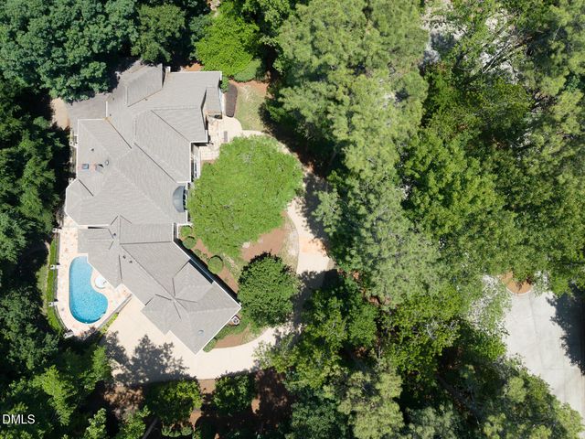 39523 Glenn Glade, Chapel Hill, NC 27517