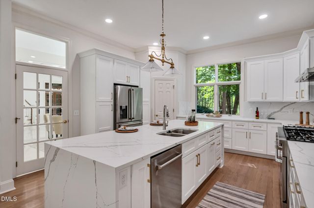 39523 Glenn Glade, Chapel Hill, NC 27517