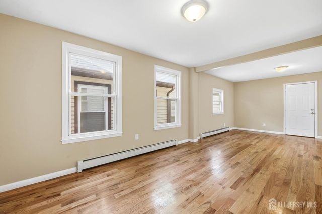 164 S Ridgewood Drive 2, South Orange Village, NJ 07079
