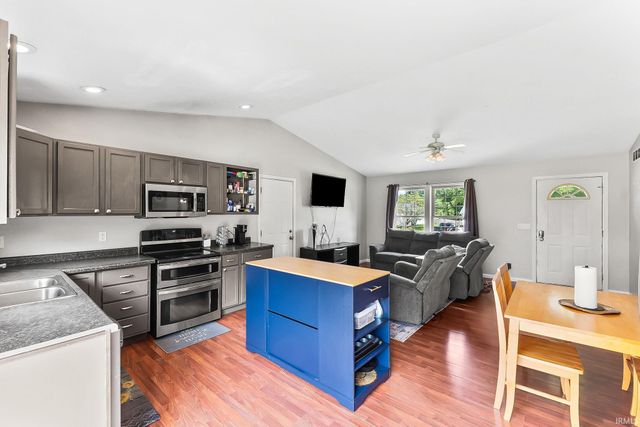 58703 Sun Valley Boulevard, Goshen, IN 46528