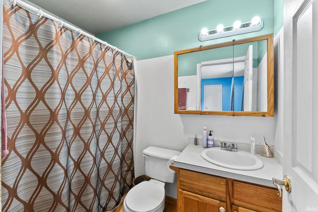 58703 Sun Valley Boulevard, Goshen, IN 46528