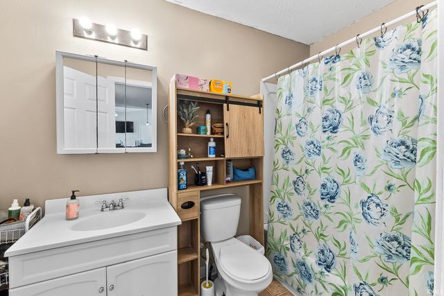 58703 Sun Valley Boulevard, Goshen, IN 46528