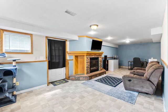 58703 Sun Valley Boulevard, Goshen, IN 46528