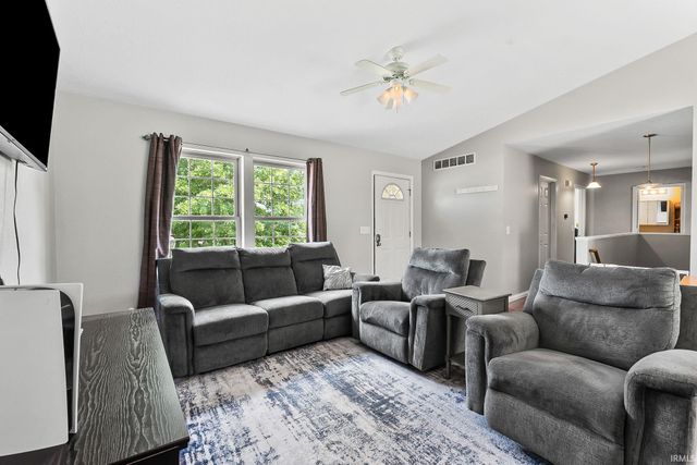 58703 Sun Valley Boulevard, Goshen, IN 46528