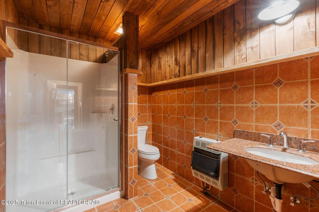 27820 E ELK TRACK RANCH Road, Kelly, WY 83011 photo 12