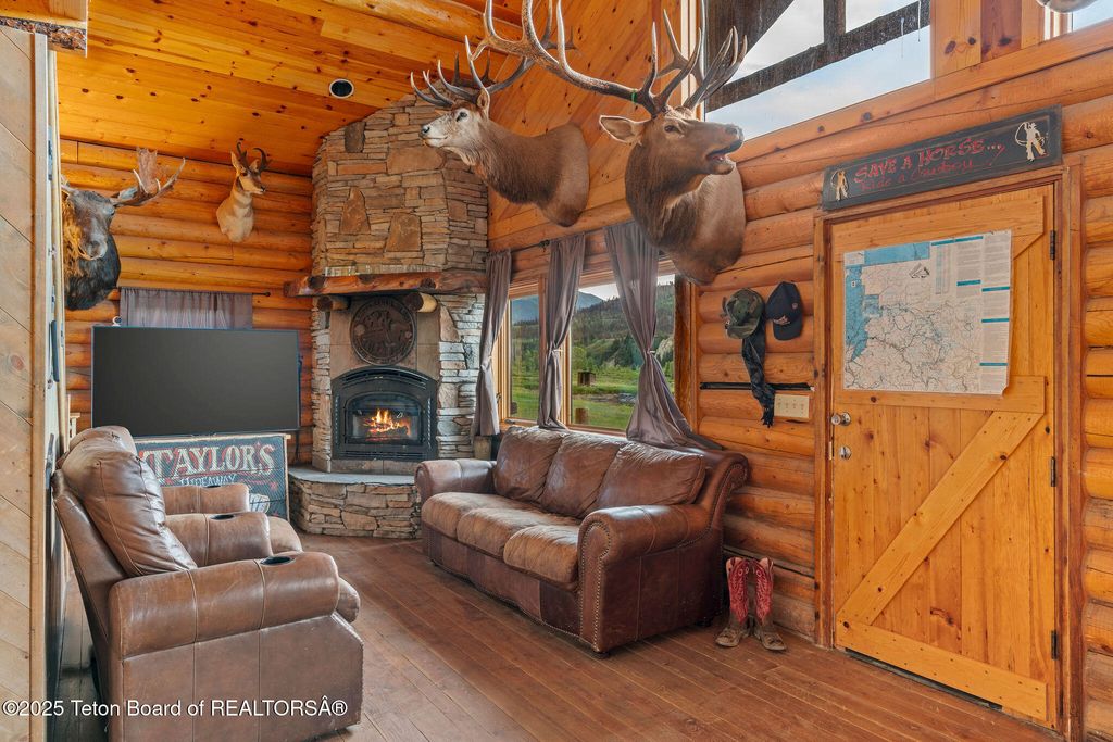 27820 E ELK TRACK RANCH Road, Kelly, WY 83011 photo 20