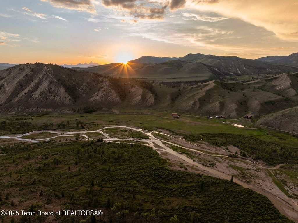 27820 E ELK TRACK RANCH Road, Kelly, WY 83011 photo 44