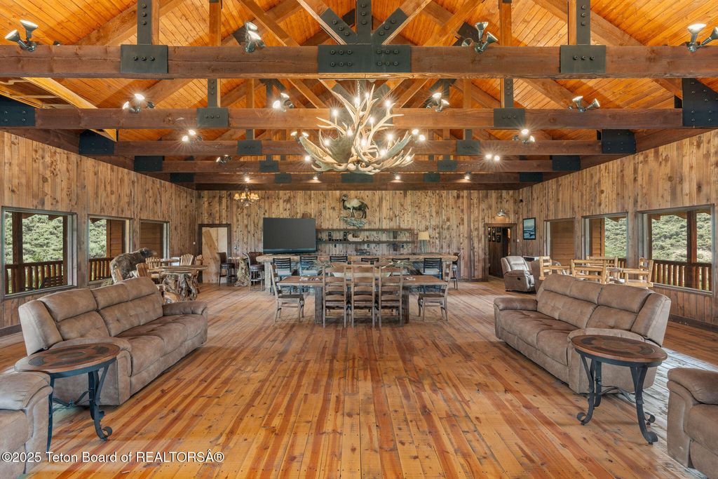 27820 E ELK TRACK RANCH Road, Kelly, WY 83011 photo 8