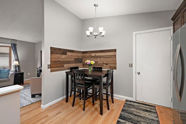 11781 88th Avenue N, Maple Grove, MN 55369