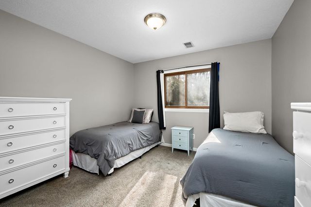 11781 88th Avenue N, Maple Grove, MN 55369