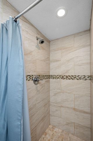 11781 88th Avenue N, Maple Grove, MN 55369