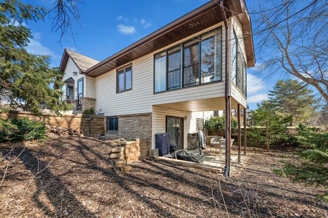 11781 88th Avenue N, Maple Grove, MN 55369